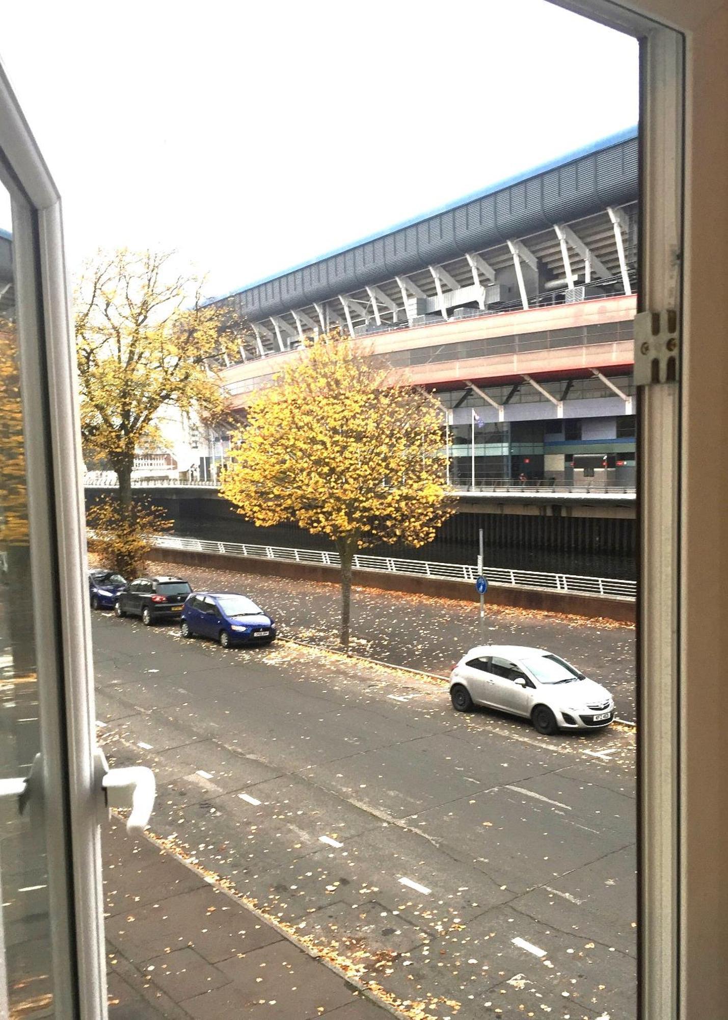 1 Fitzhamon Embankment Apartments Opposite Principality Stadium - Long Stay Offer Cardiff Exteriör bild
