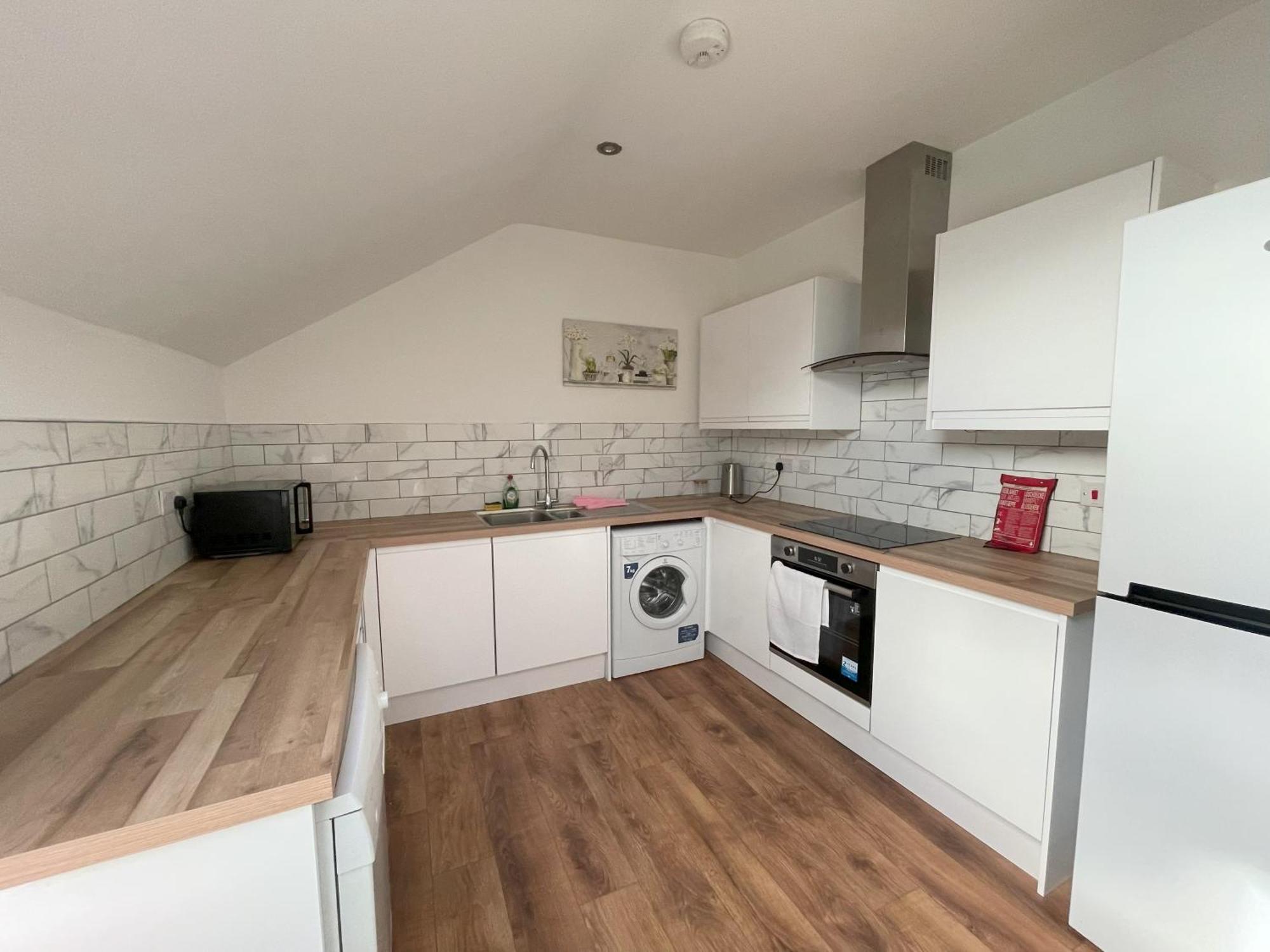 1 Fitzhamon Embankment Apartments Opposite Principality Stadium - Long Stay Offer Cardiff Exteriör bild