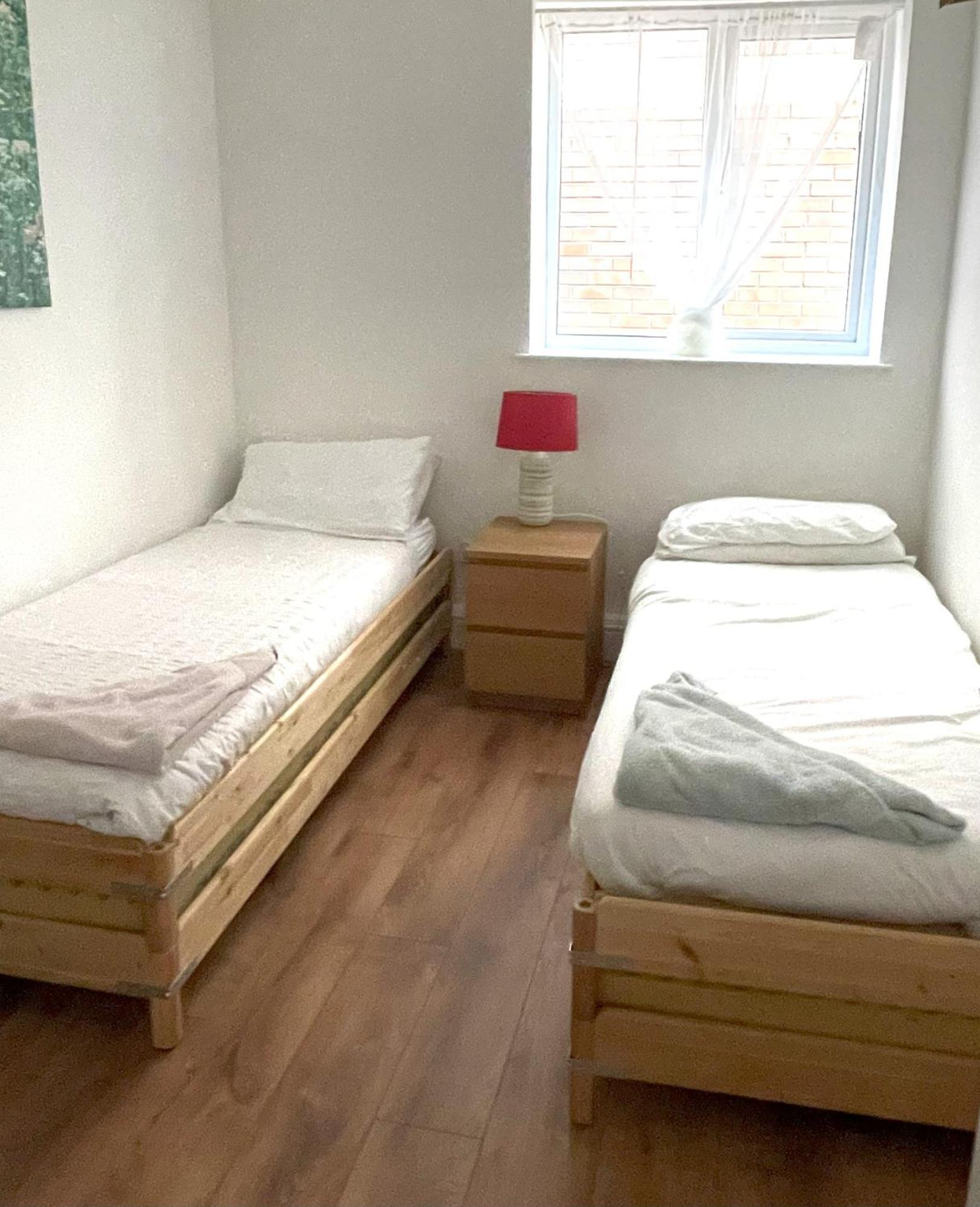 1 Fitzhamon Embankment Apartments Opposite Principality Stadium - Long Stay Offer Cardiff Exteriör bild