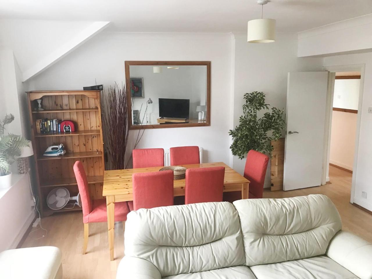1 Fitzhamon Embankment Apartments Opposite Principality Stadium - Long Stay Offer Cardiff Exteriör bild